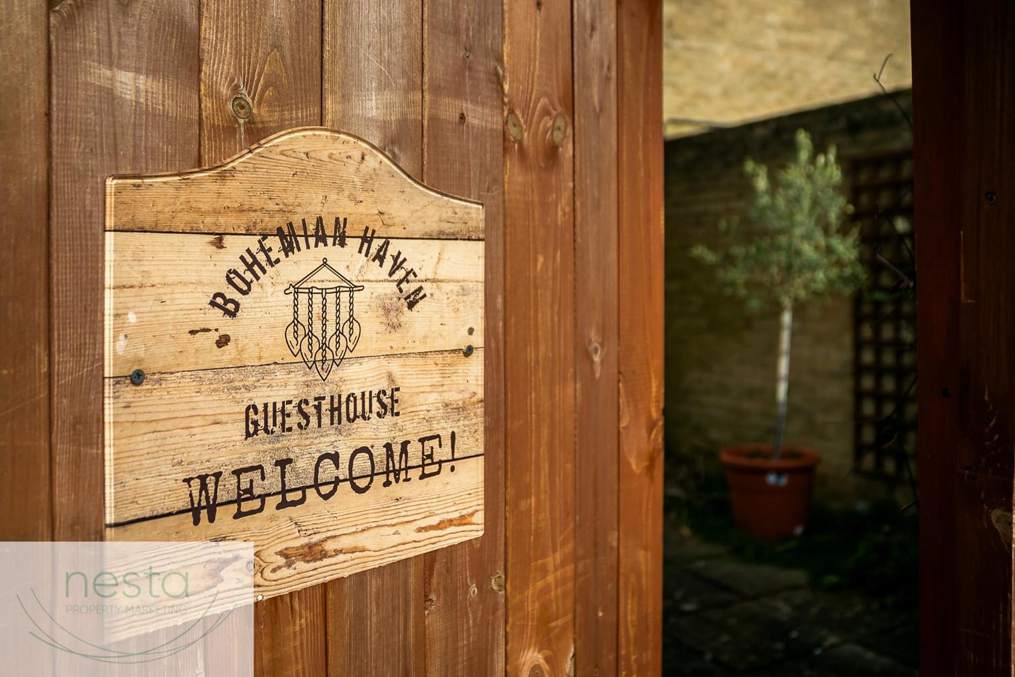 Bohemian Haven Guesthouse Oxford Exterior photo